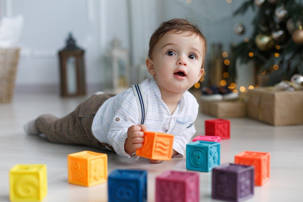 best toys for 6 month