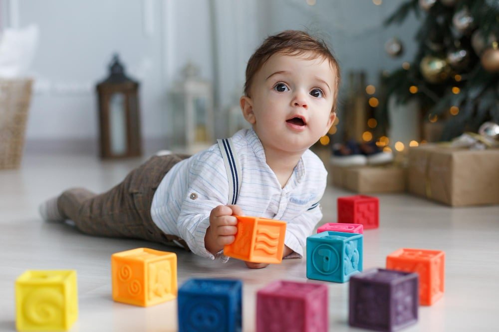 Newborn Toys 2023: What Are the Best Toys For Newborns?