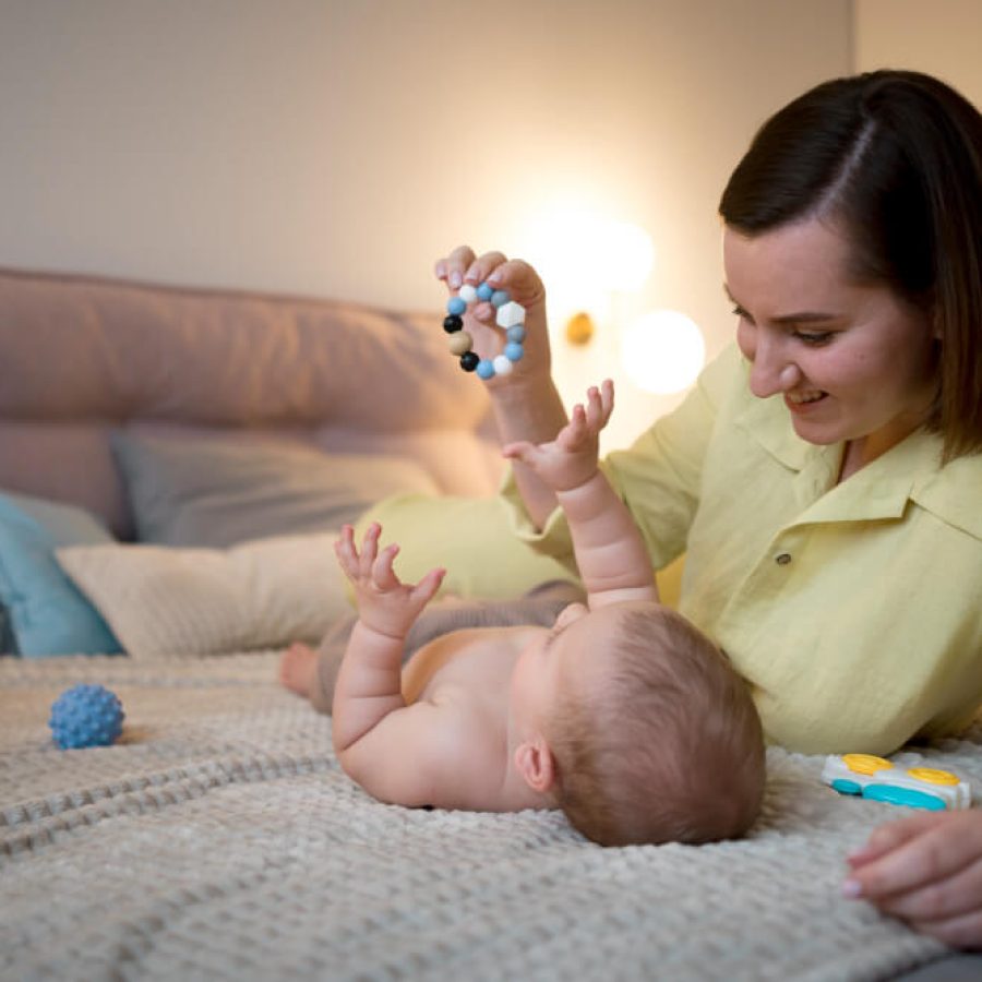 signs of autism in newborn infants